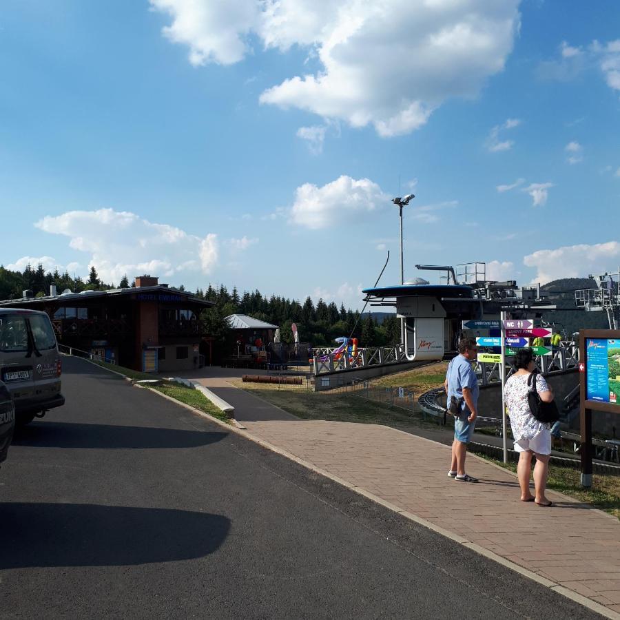 Chata Lesní Klíny Exterior foto